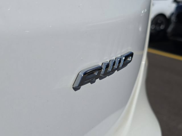 Certified 2023 Ford Edge SEL w/ Convenience Package AWD/4WD image 12