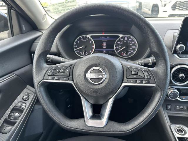 Used 2025 Nissan Sentra SV FWD image 21