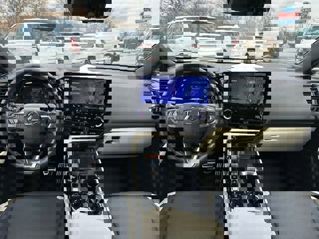 Used 2024 Lexus NX 350 AWD image 23