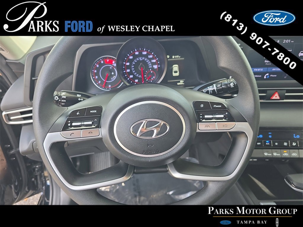 Used 2023 Hyundai Elantra SEL image 25