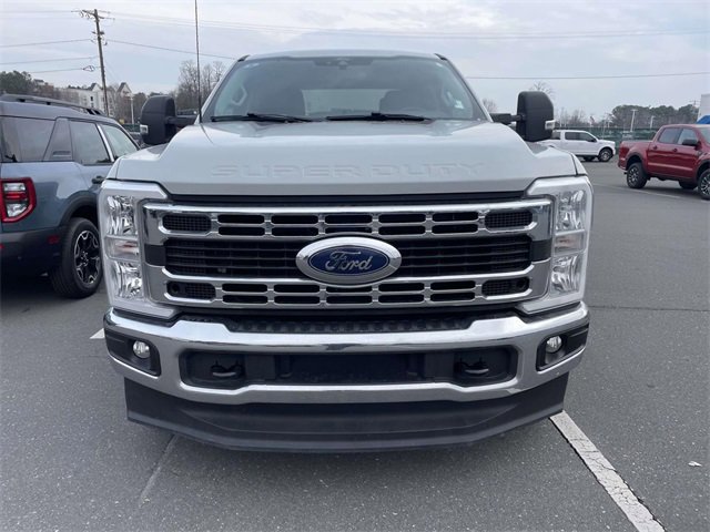 Certified 2025 Ford F250 XLT image 5