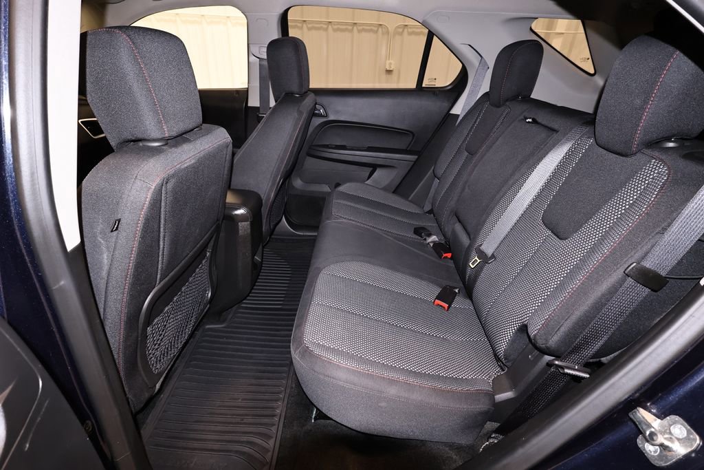 Used 2017 Chevrolet Equinox LT w/ Convenience Package FWD image 16