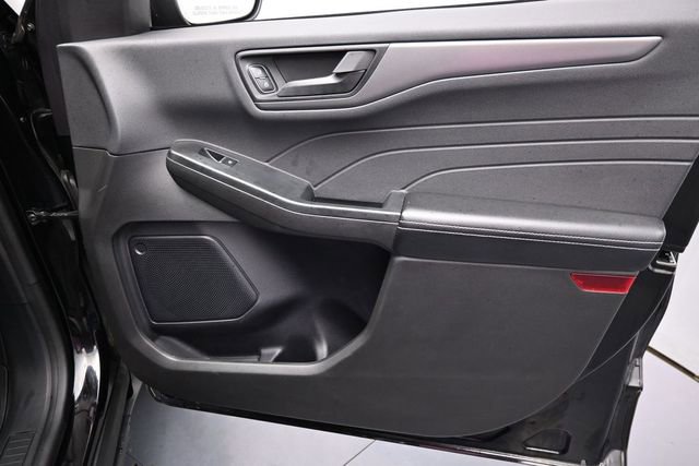 Certified 2024 Ford Escape Active FWD image 30