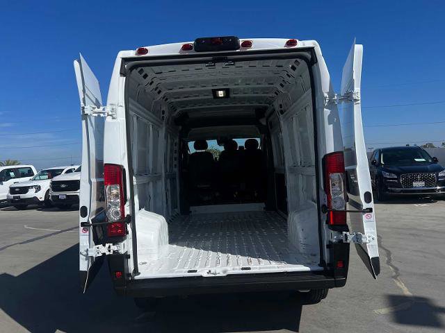 Used 2024 RAM ProMaster 2500 w/ Safety Group image 19