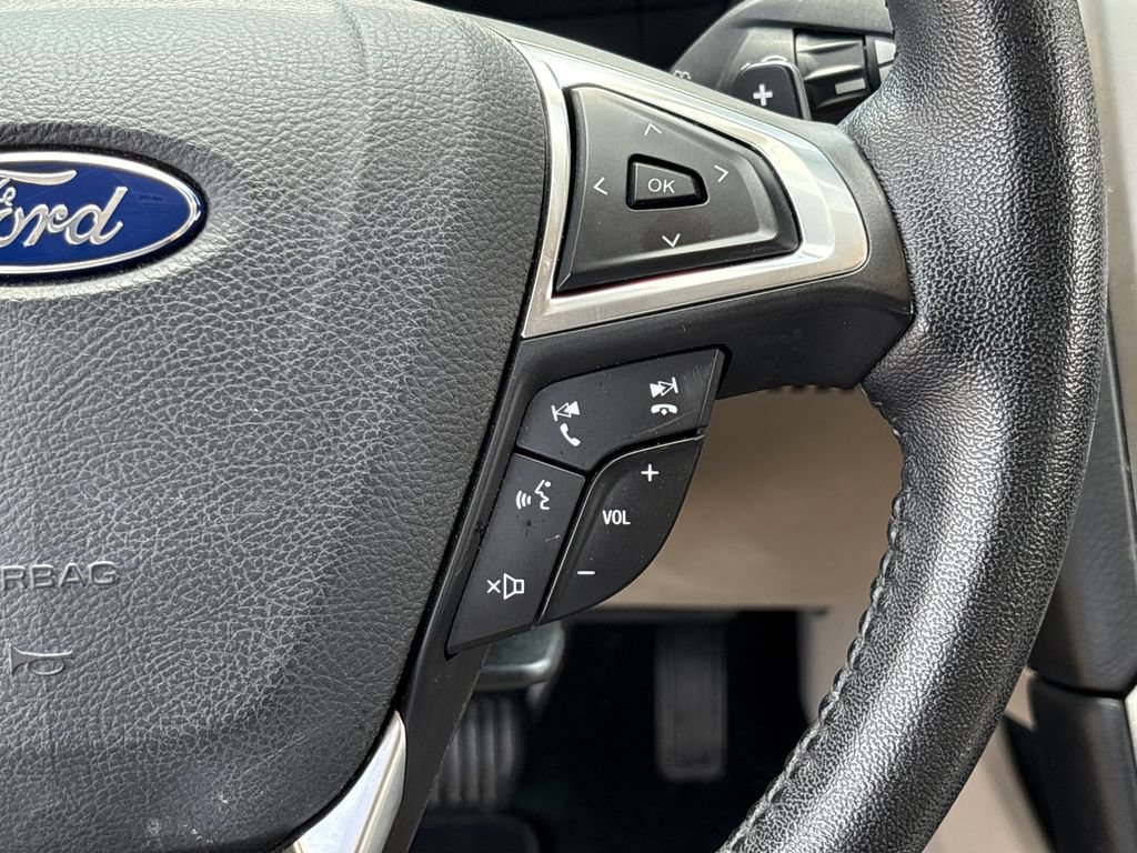 Certified 2017 Ford Fusion SE w/ Fusion SE Technology Package FWD image 20