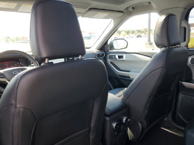Certified 2023 Ford Explorer XLT w/ Equipment Group 202A AWD/4WD image 33