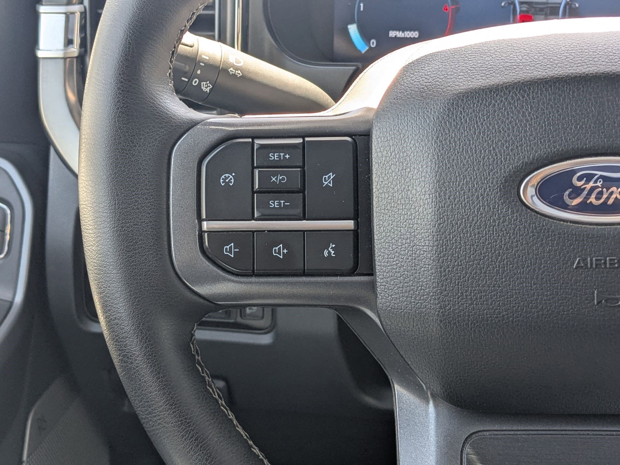 Certified 2025 Ford F350 Lariat w/ Camper Package AWD/4WD image 21