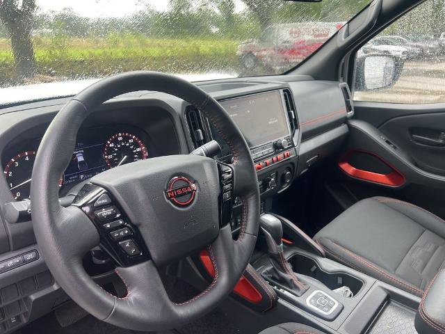 Used 2026 Nissan Frontier PRO-4X AWD/4WD image 9