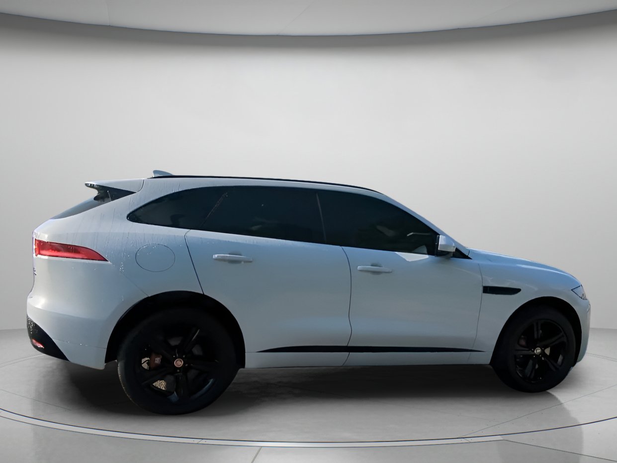Used 2019 Jaguar F-PACE S image 29
