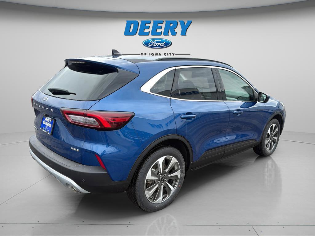 Certified 2023 Ford Escape Platinum AWD/4WD image 10