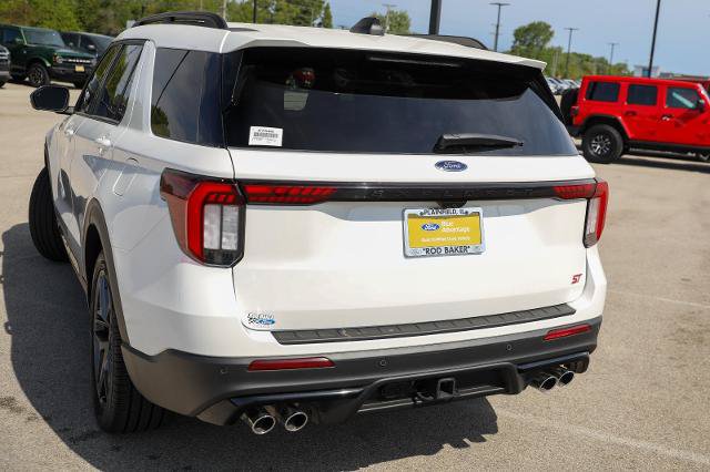 Certified 2025 Ford Explorer ST AWD/4WD image 18
