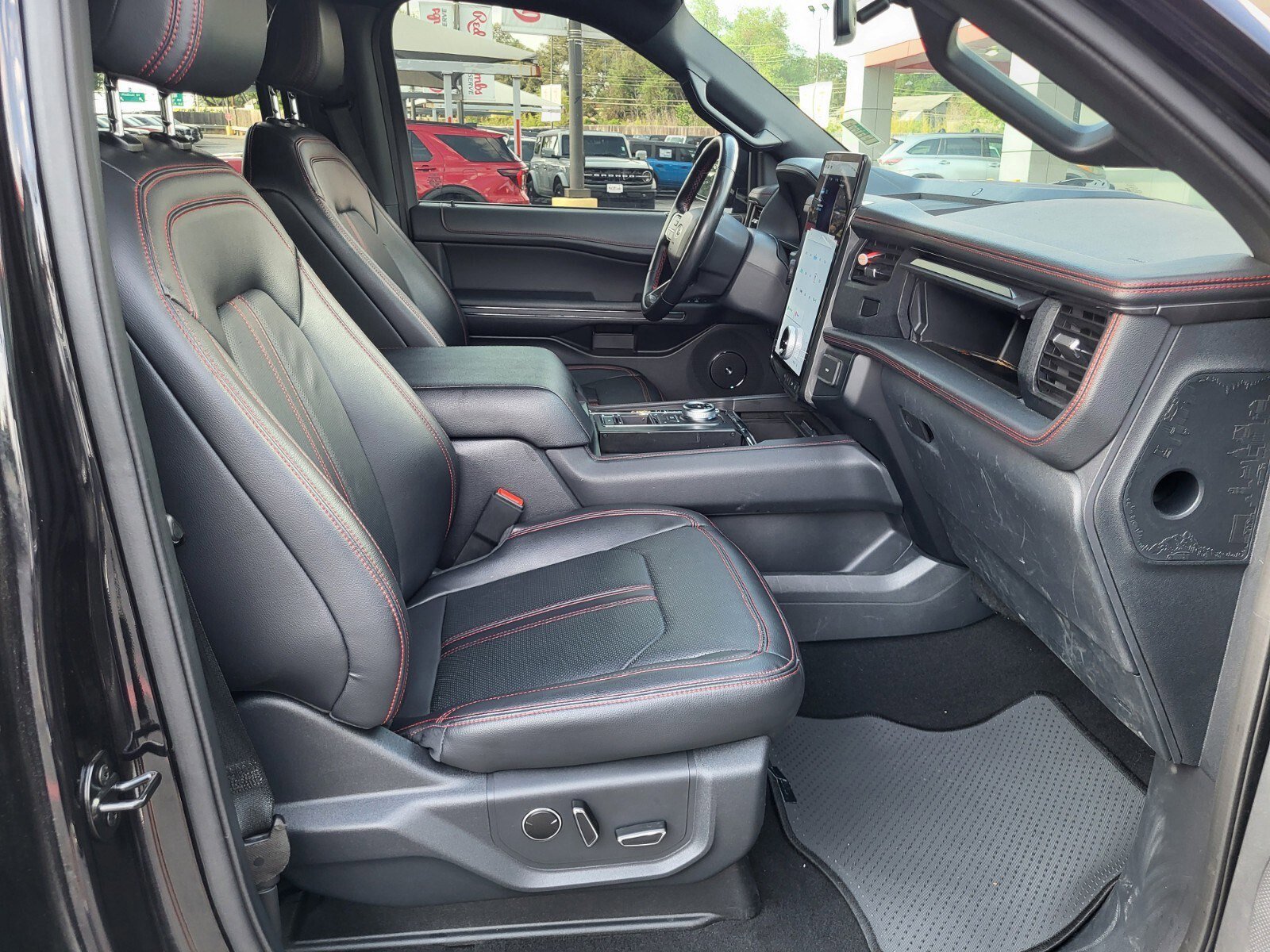 Certified 2023 Ford Expedition Max Limited RWD image 12