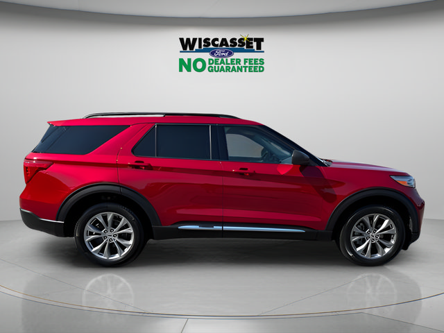 Certified 2023 Ford Explorer XLT w/ Equipment Group 202A AWD/4WD image 6