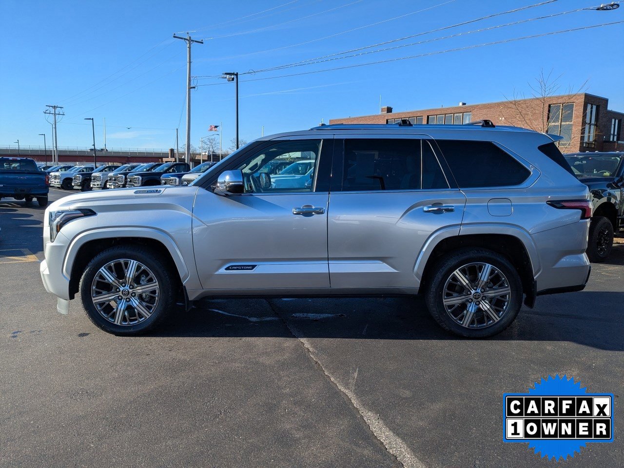 Used 2023 Toyota Sequoia Capstone image 2