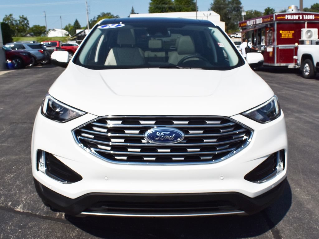 Certified 2024 Ford Edge Titanium AWD/4WD image 25