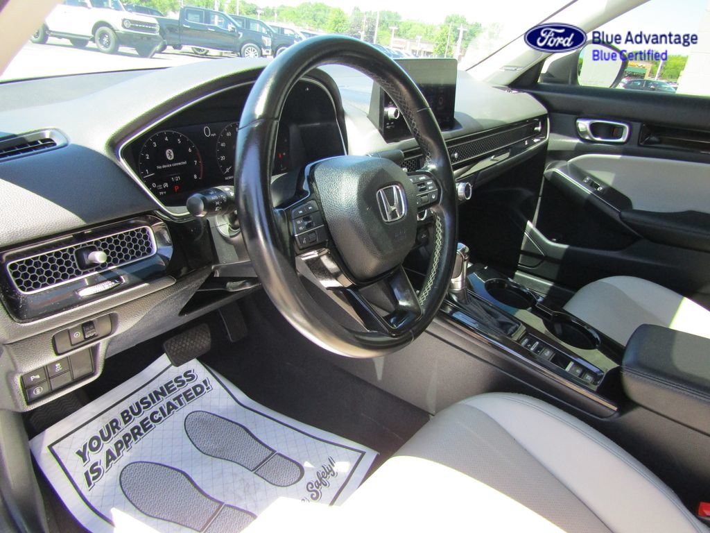 Used 2023 Honda Civic Touring image 14