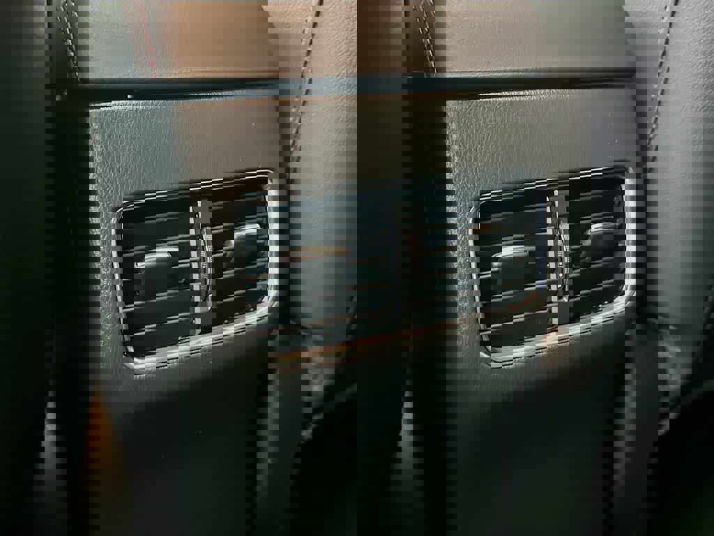 Used 2025 MAZDA CX-5 Carbon Edition image 12