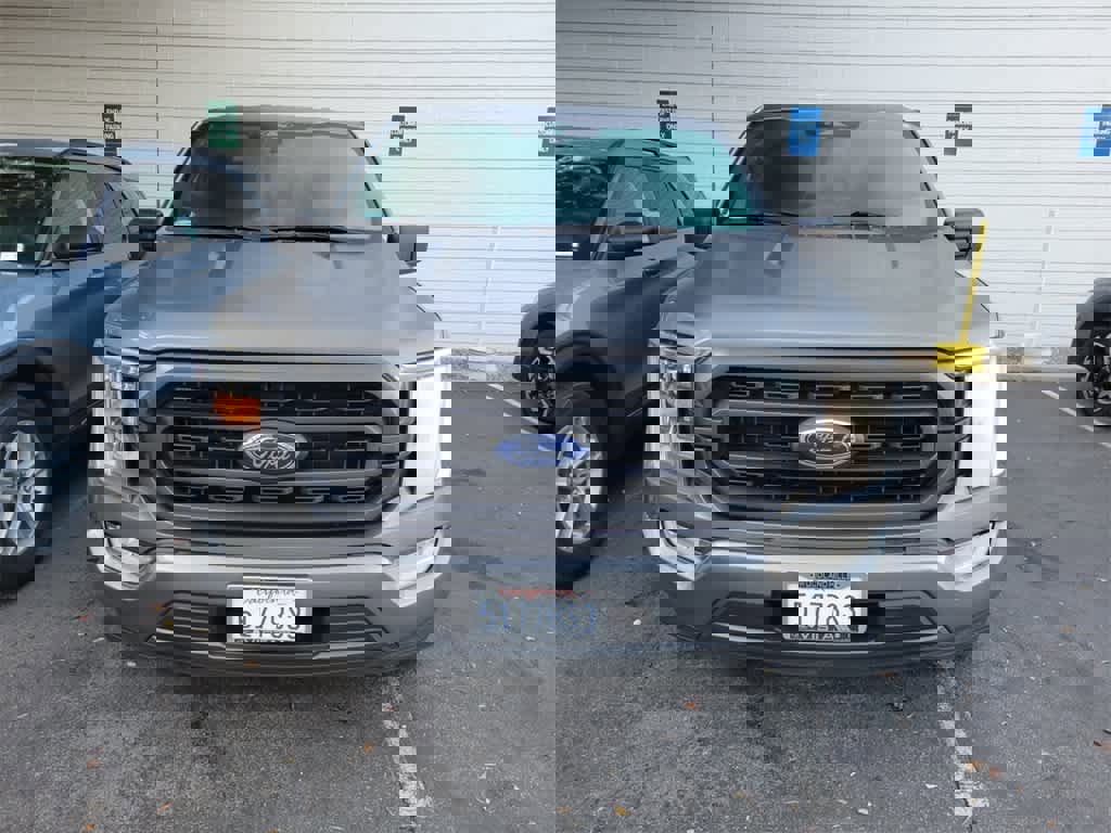 Certified 2022 Ford F150 XLT w/ Equipment Group 302A High image 10