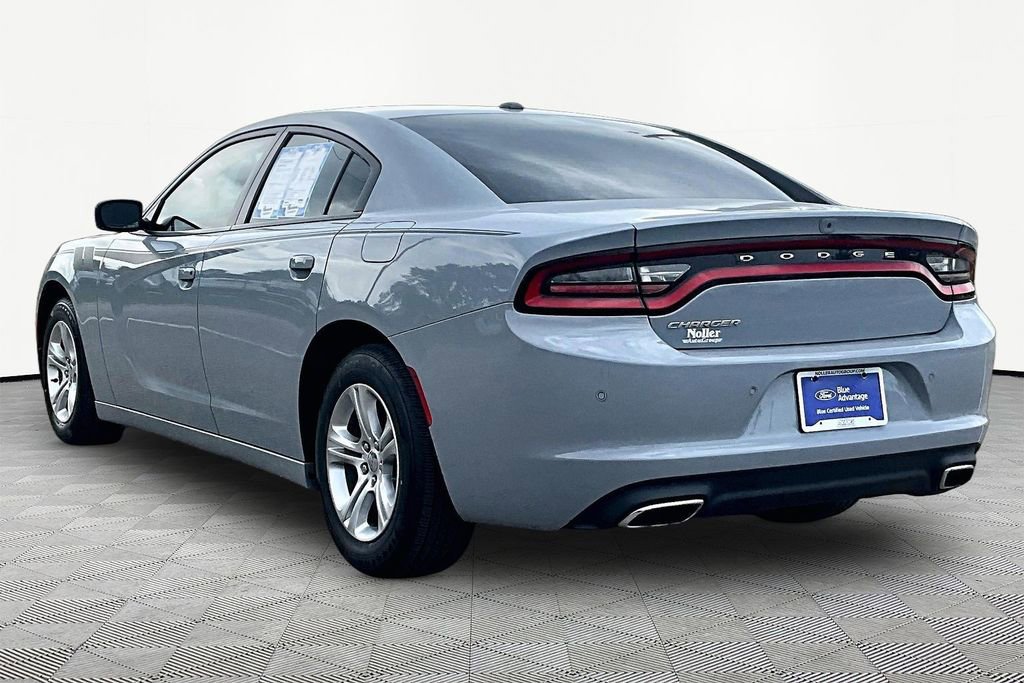 Used 2021 Dodge Charger SXT w/ Leather Interior Group RWD image 13
