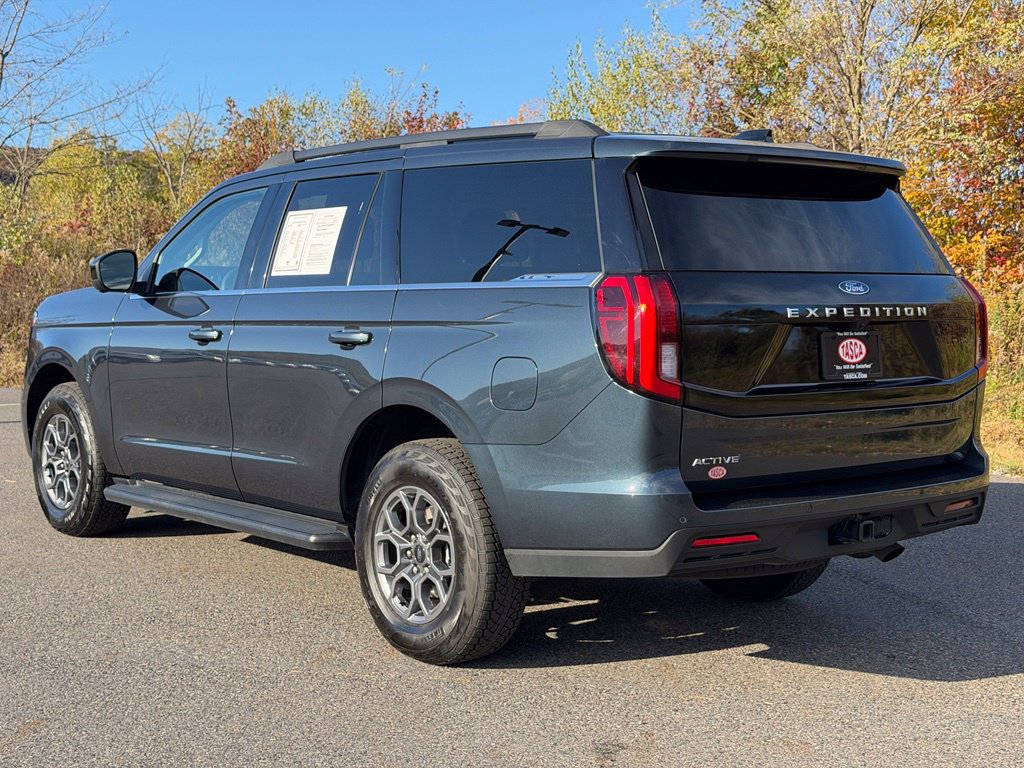 Certified 2025 Ford Expedition Active AWD/4WD image 29