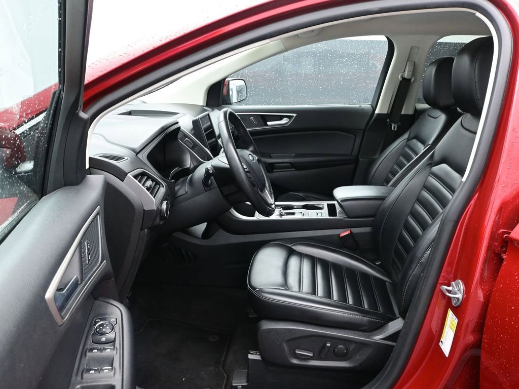 Certified 2024 Ford Edge SEL AWD/4WD image 13