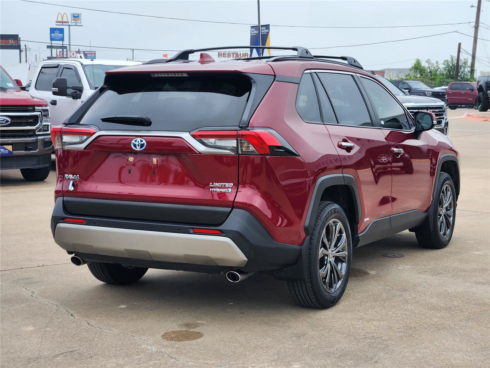 Used 2024 Toyota RAV4 Limited w/ Advanced Technology Package AWD/4WD image 5