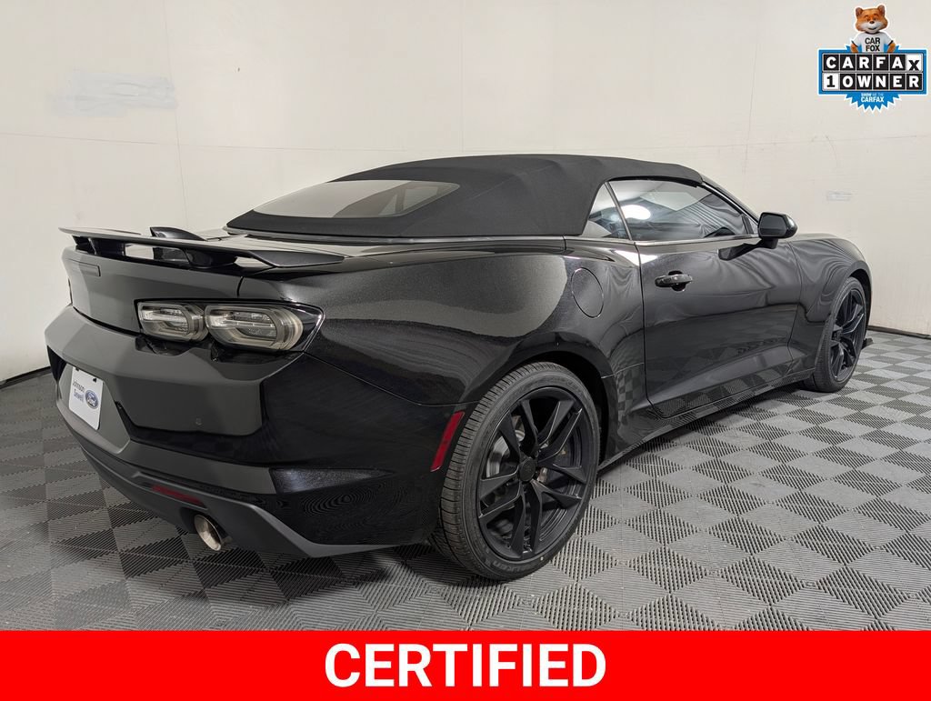 Used 2024 Chevrolet Camaro LT RWD image 2