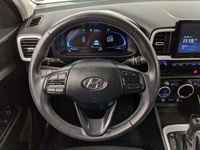 Used 2024 Hyundai Venue Limited image 10