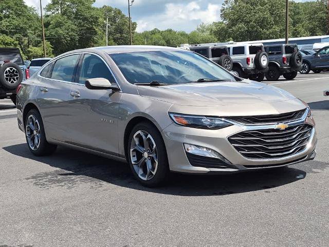Used 2024 Chevrolet Malibu LT FWD image 2