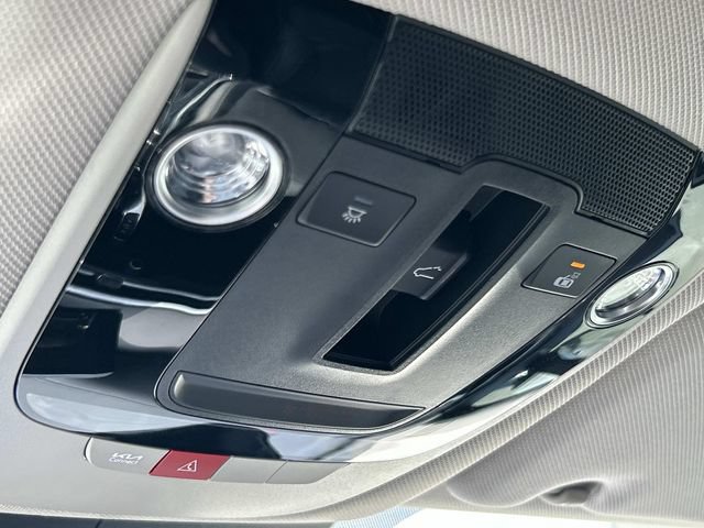Used 2025 Kia Sorento SX FWD image 44