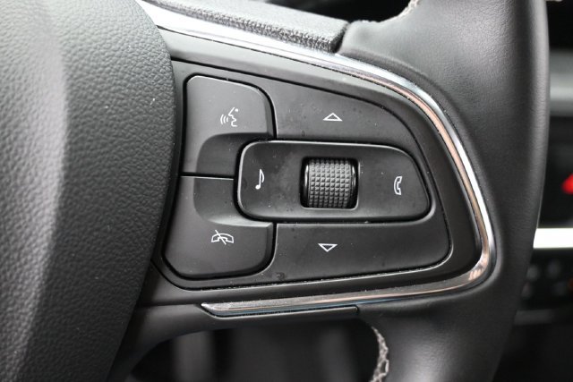Used 2025 Buick Encore GX Preferred FWD image 17