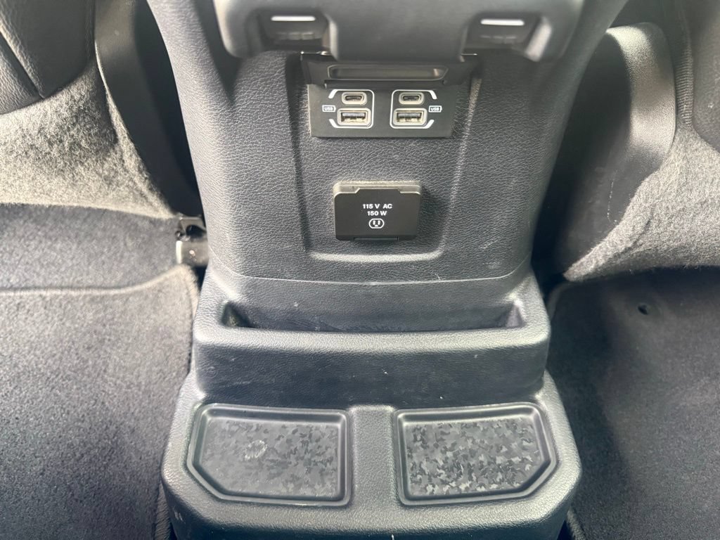 Used 2021 Jeep Wrangler Unlimited Sahara w/ Cold Weather Group AWD/4WD image 43