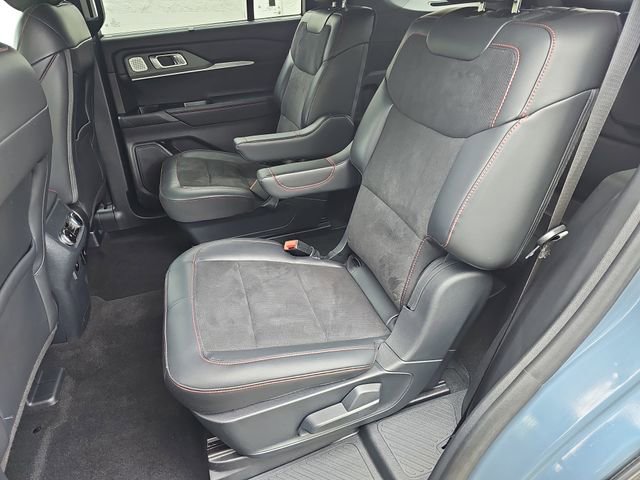 Certified 2025 Ford Explorer ST AWD/4WD image 14