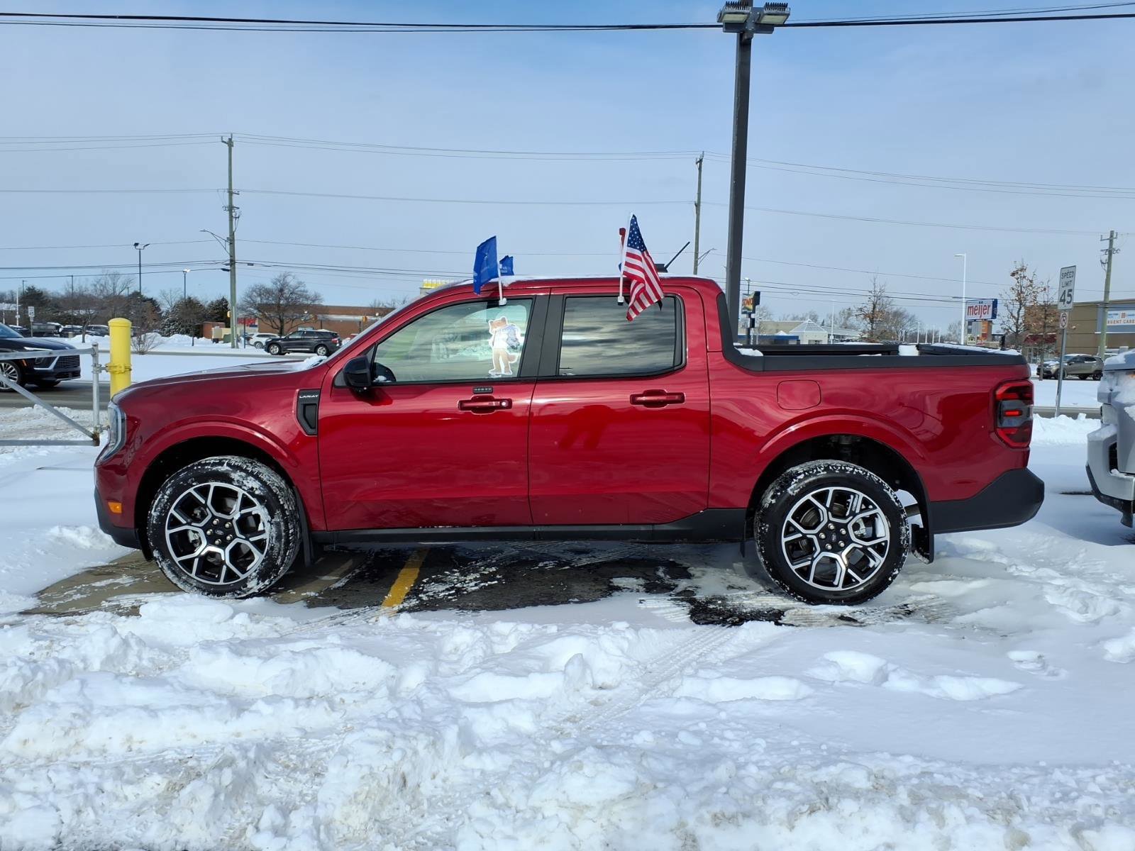 Certified 2025 Ford Maverick Lariat image 2