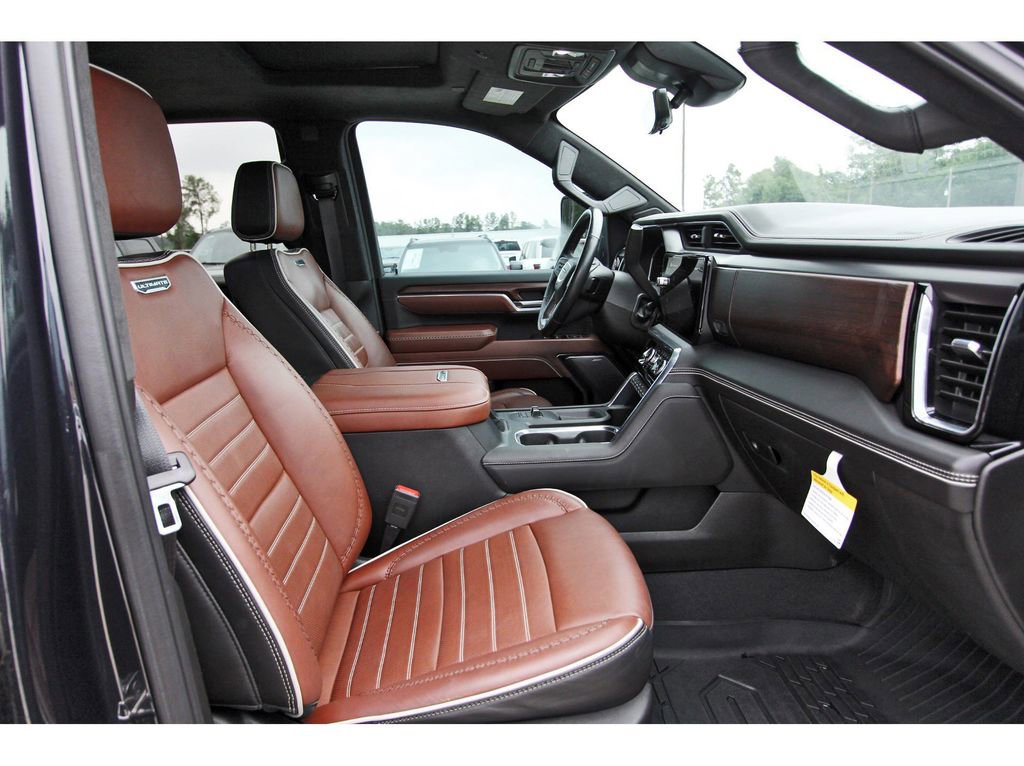 Used 2024 GMC Sierra 3500 Denali Ultimate AWD/4WD image 29