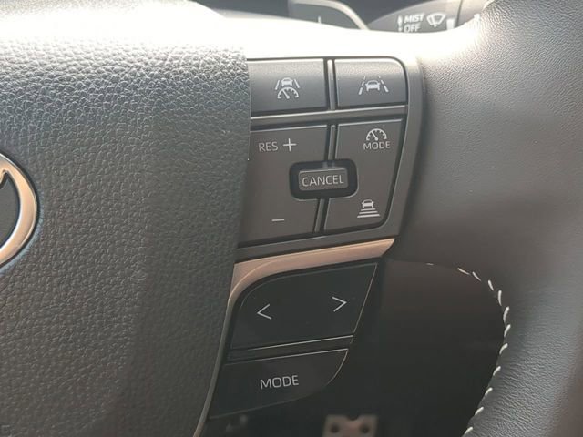 Used 2025 Toyota Camry SE w/ Multimedia Upgrade Package image 26