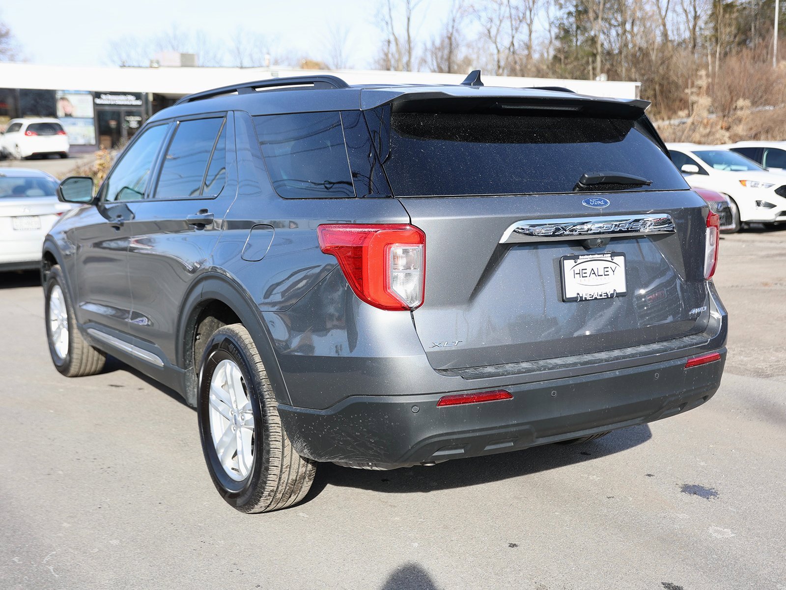 Certified 2022 Ford Explorer XLT image 5