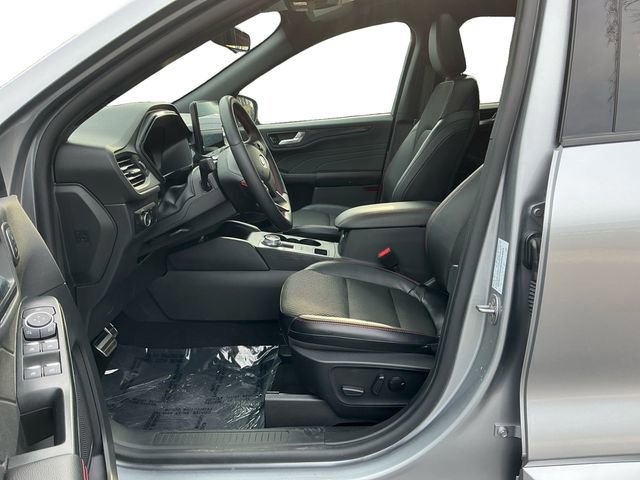Certified 2024 Ford Escape ST-Line Select w/ Tech Pack #2 image 10