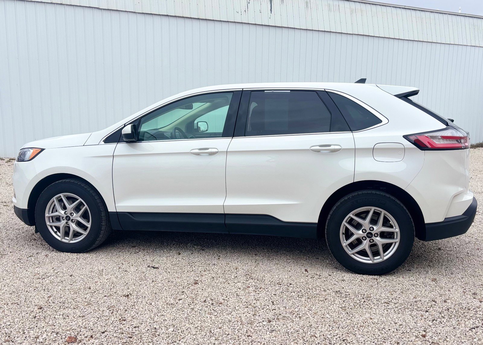 Certified 2024 Ford Edge SEL w/ Convenience Package image 11