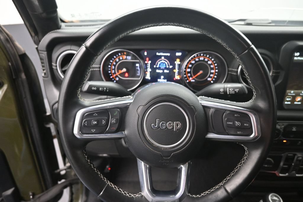 Used 2022 Jeep Gladiator Overland w/ Popular Equipment Package AWD/4WD image 31