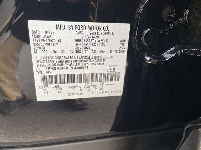 Certified 2023 Ford Explorer Limited w/ Equipment Group 301A image 30