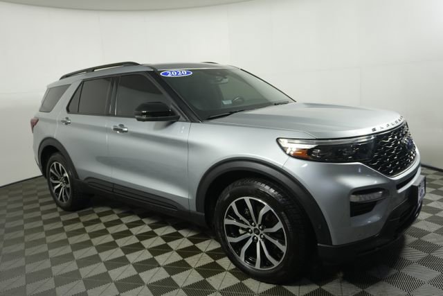 Certified 2020 Ford Explorer ST w/ Premium Technology Package AWD/4WD image 2