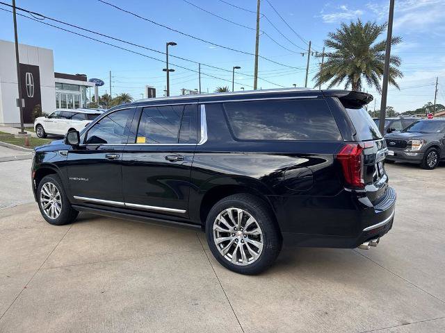 Used 2023 GMC Yukon XL Denali RWD image 7
