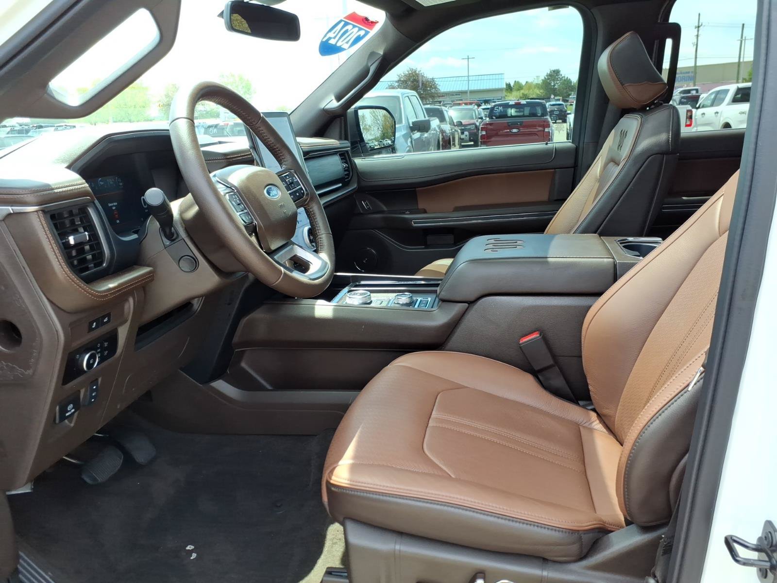 Certified 2024 Ford Expedition King Ranch AWD/4WD image 13