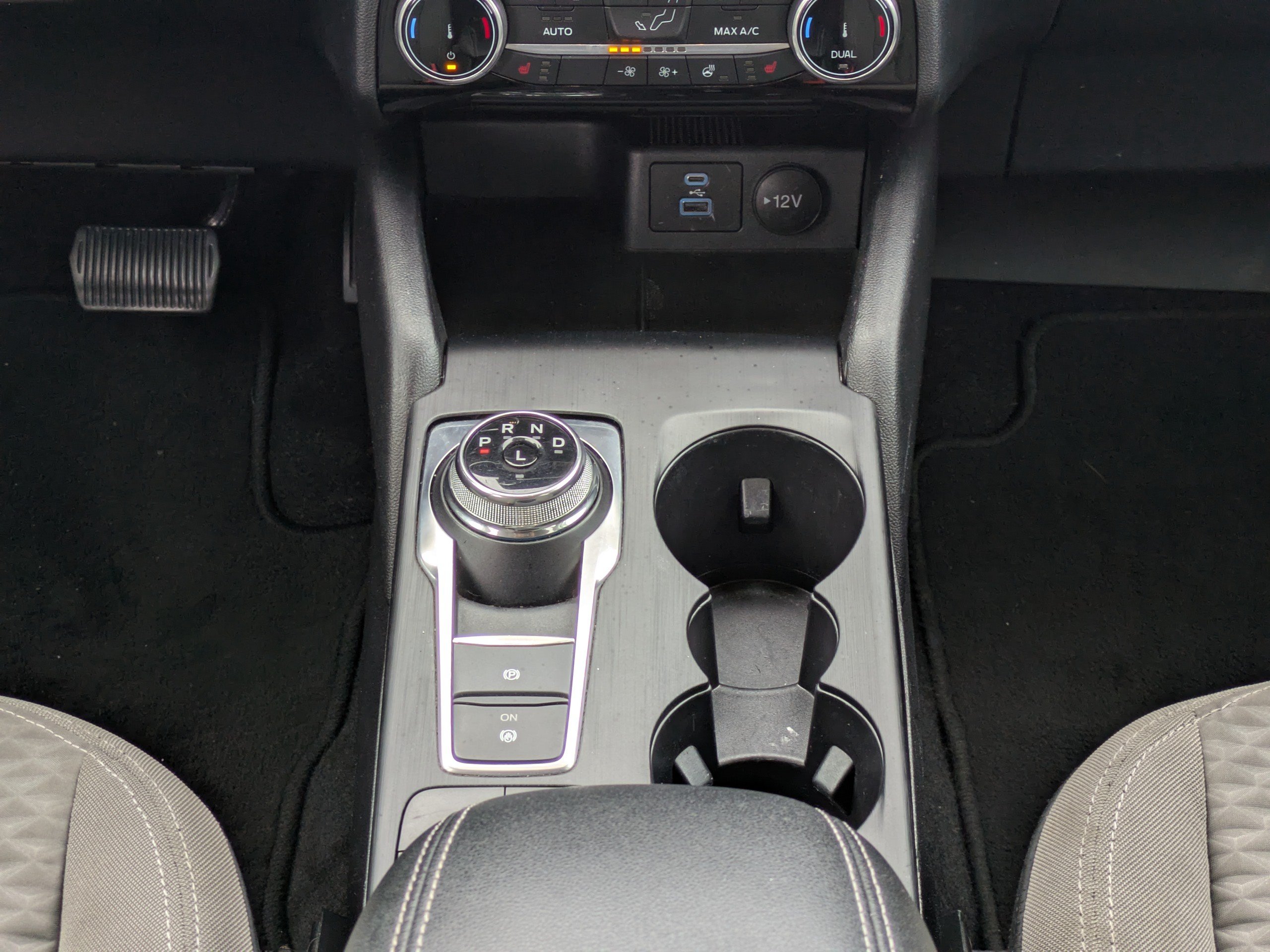 Certified 2022 Ford Escape SE w/ SE Sport Appearance Package AWD/4WD image 20