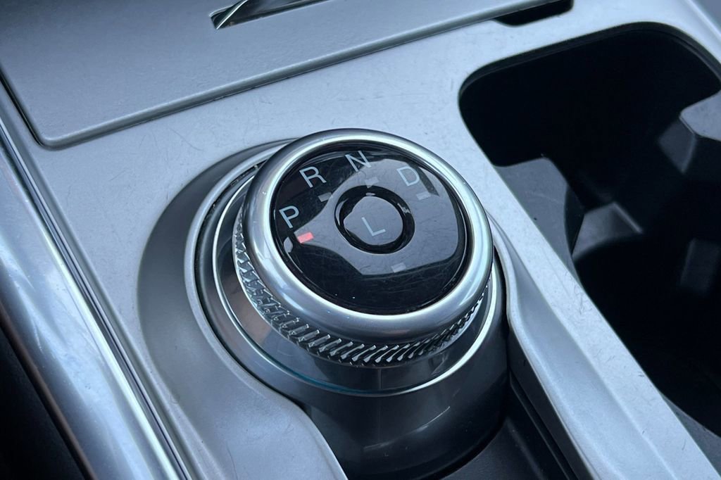 Certified 2022 Ford Explorer XLT w/ Equipment Group 202A image 22