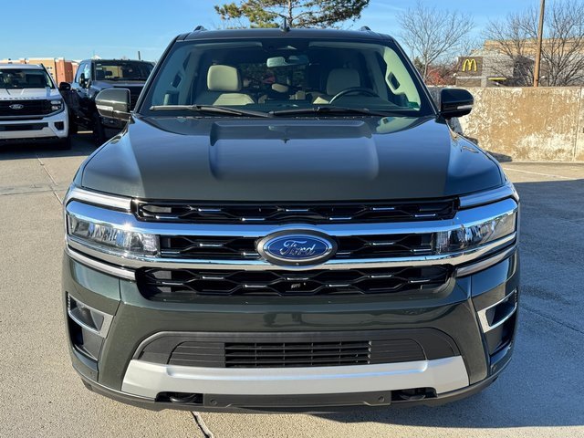 Certified 2022 Ford Expedition Max Limited image 2