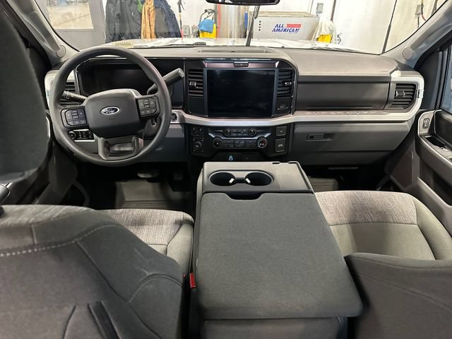Certified 2026 Ford F250 XLT w/ XLT Premium Package AWD/4WD image 13