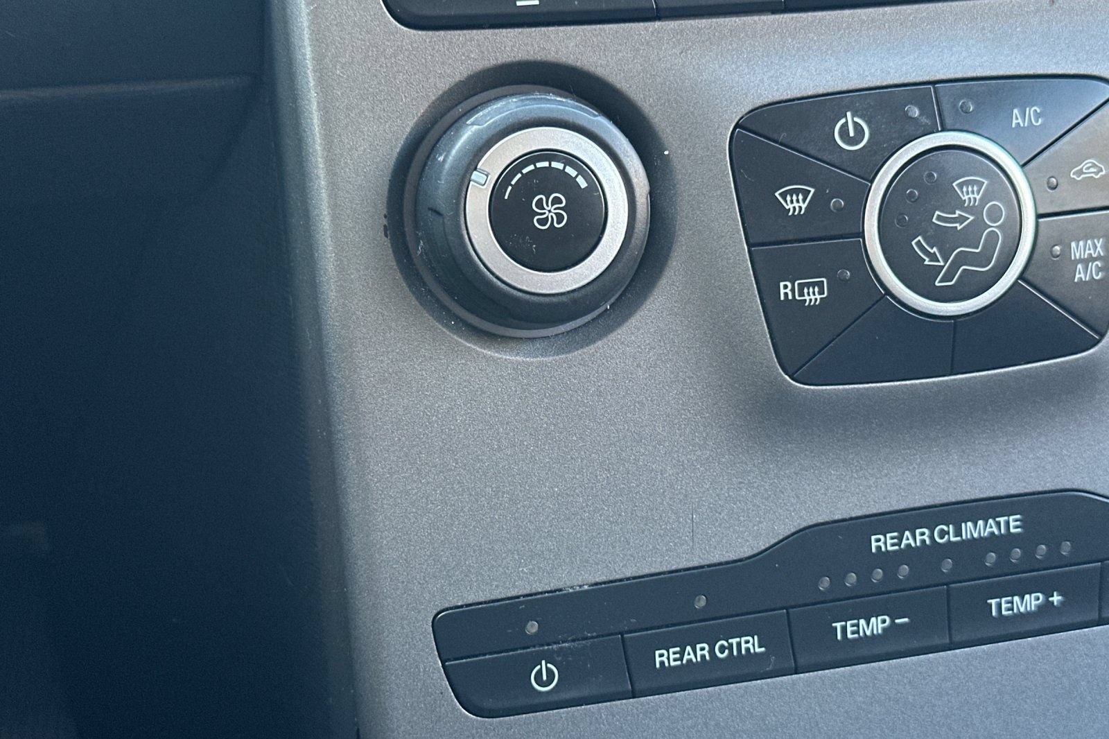 Certified 2019 Ford Flex SE FWD image 29