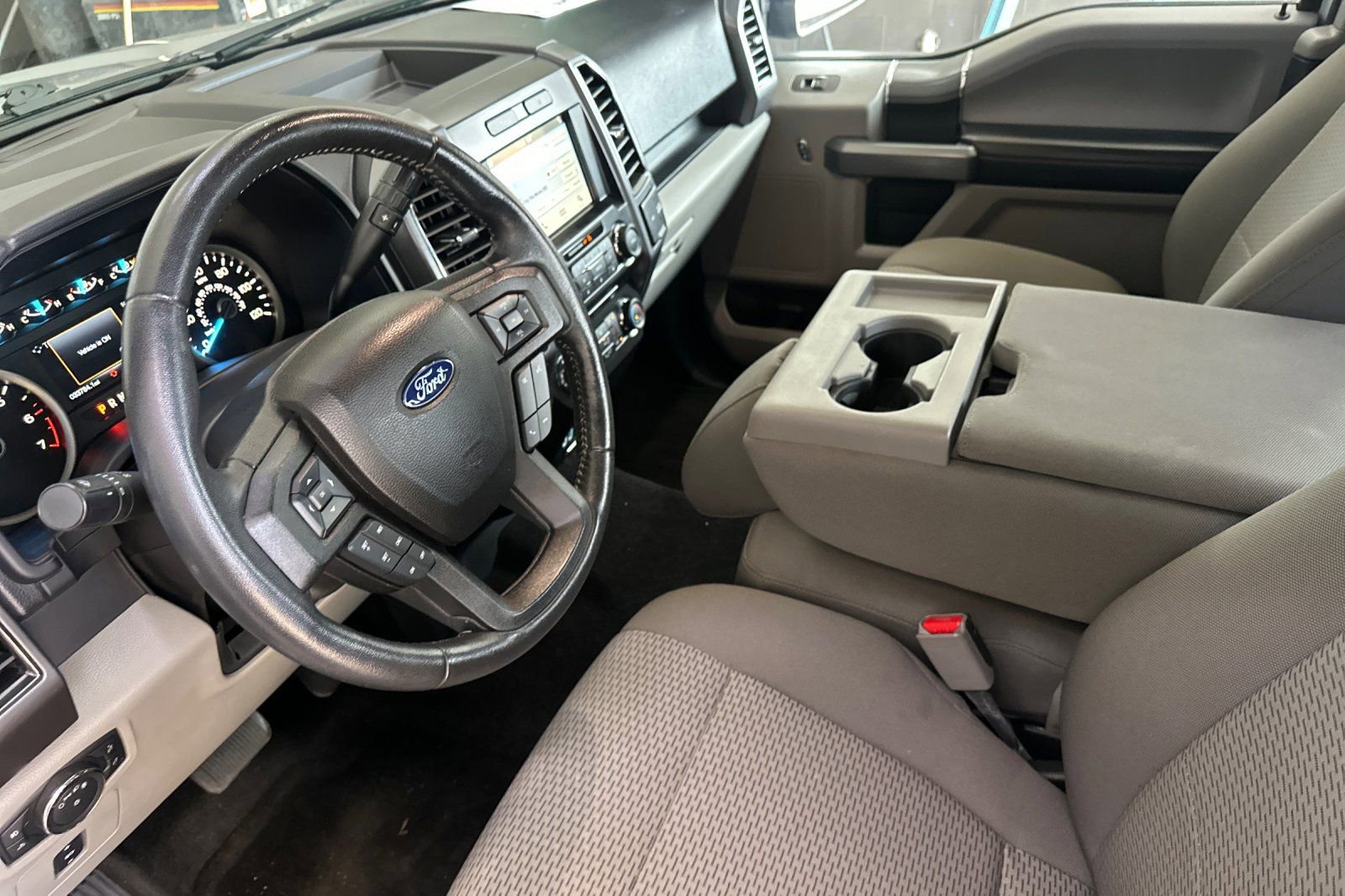 Certified 2017 Ford F150 XLT w/ Equipment Group 302A Luxury image 9